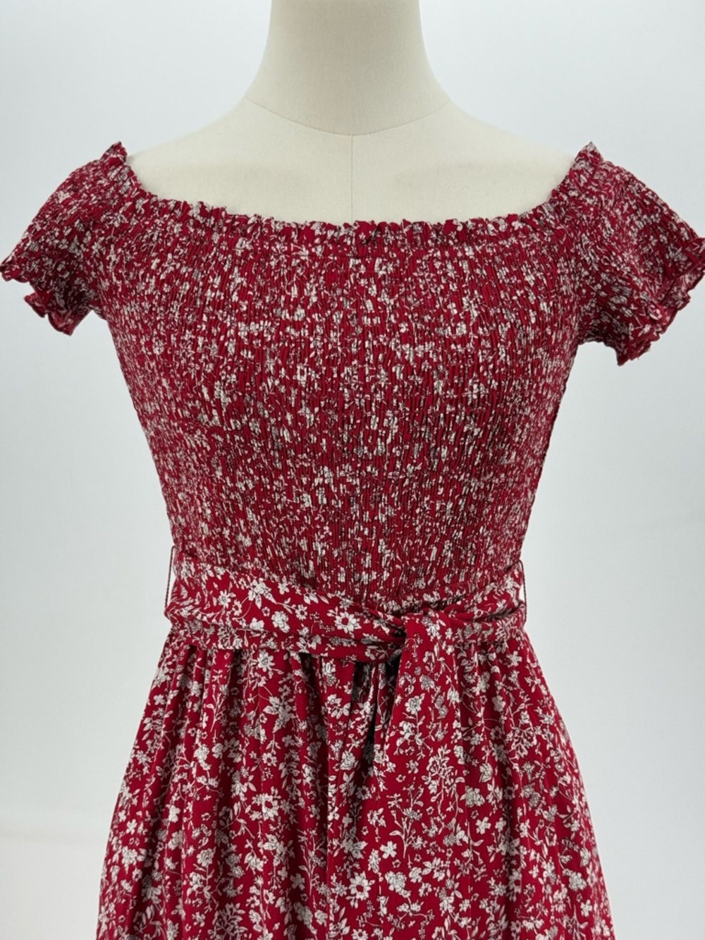 Lulus Behold Red Floral Print Off-the-Shoulder Jumpsuit Smocked Size Small - Picture 10 of 11